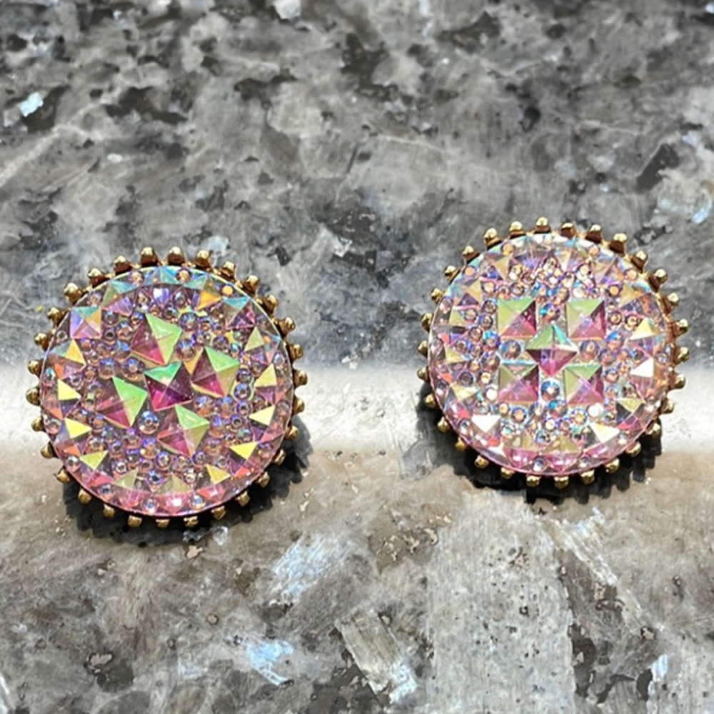 🎉HP🎉 🦋 3/$24 Large round rhinestone sparklers 💎 / NWOT - Picture 4 of 4